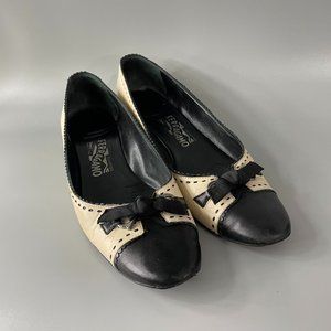 Salvatore Ferragamo Vintage Black Cap Toe Bow Flats, 9.5 B